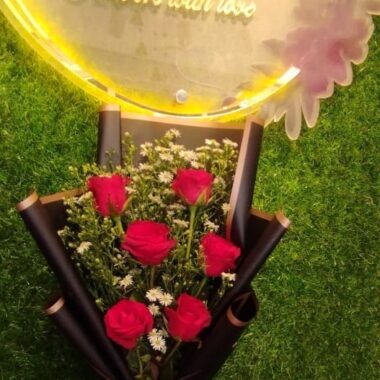 Modern Luxe Red Rose Bouquet – T & Y Flowers Kadawatha